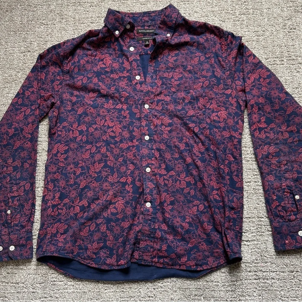 Banana Republic cool looking
